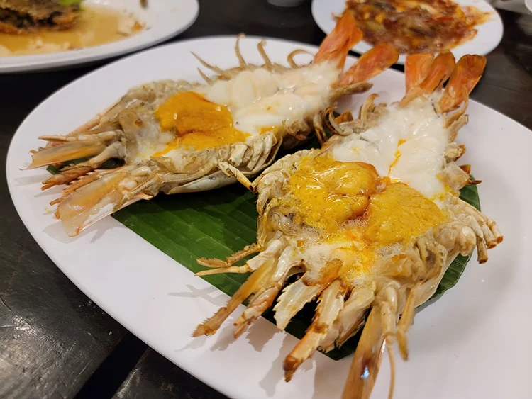 Aey Seafood grilled prawn